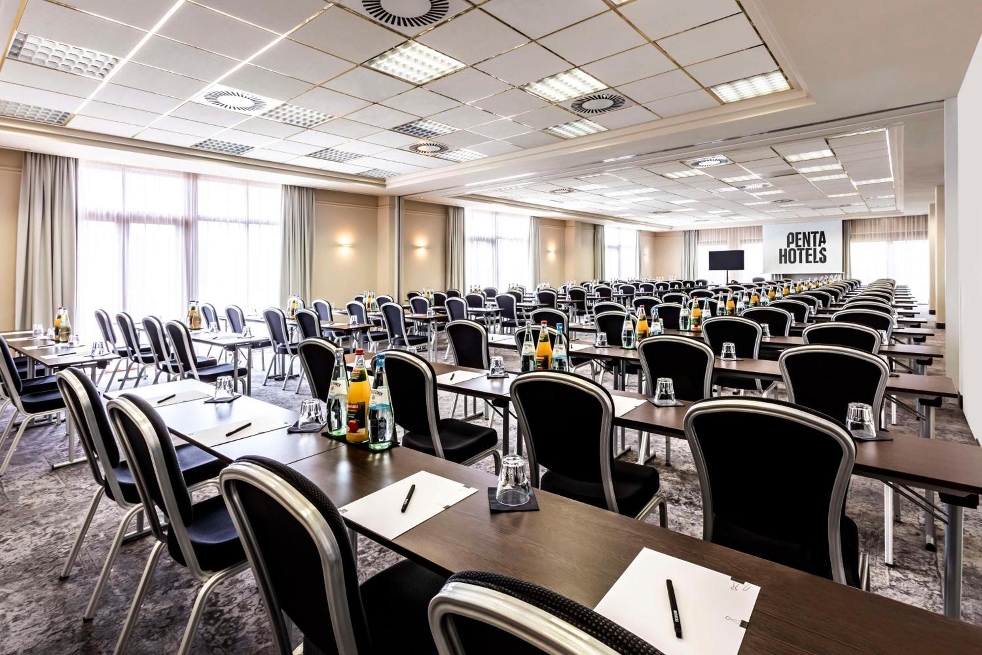 Pentahotel Айзенах Екстериор снимка