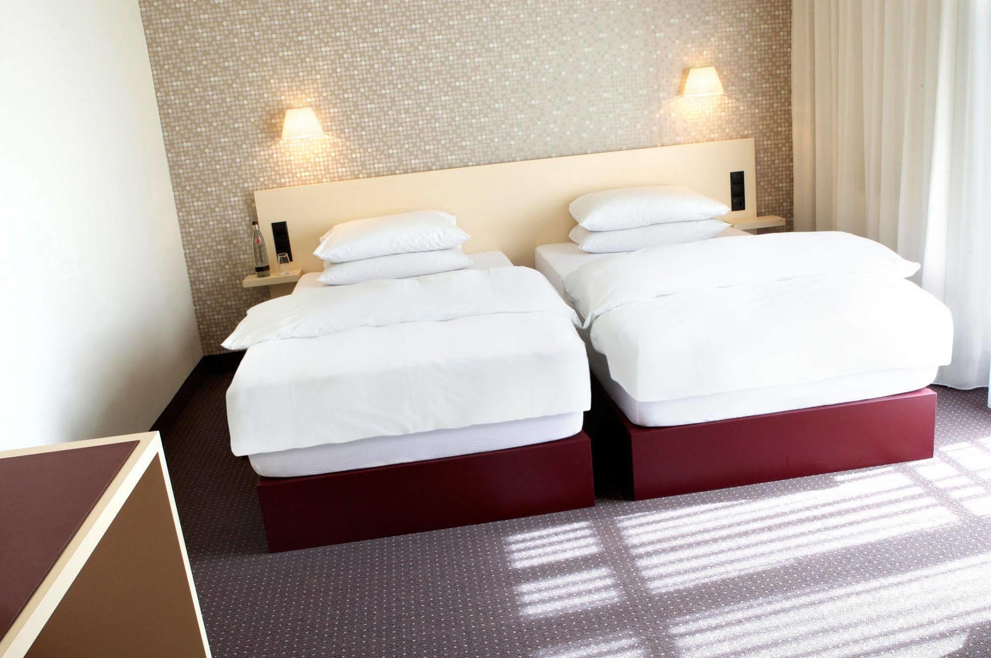 Pentahotel Айзенах Стая снимка